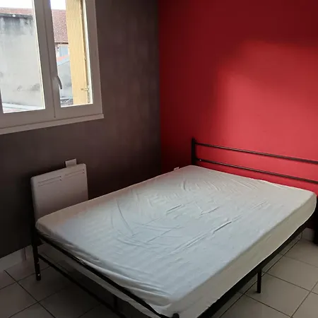 Le Charme De L Ancien Avec Deux * Орийак