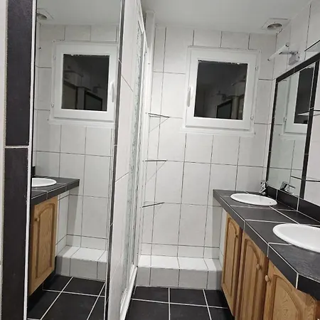 Апартаменты Le Charme De L Ancien Avec Deux Орийак