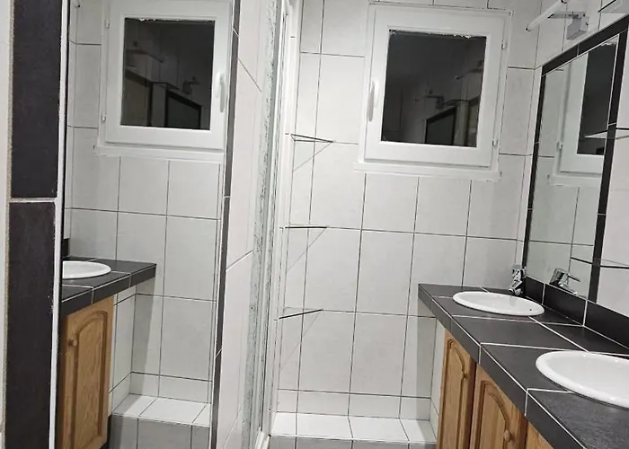 Apartment Le Charme De L Ancien Avec Deux Aurillac